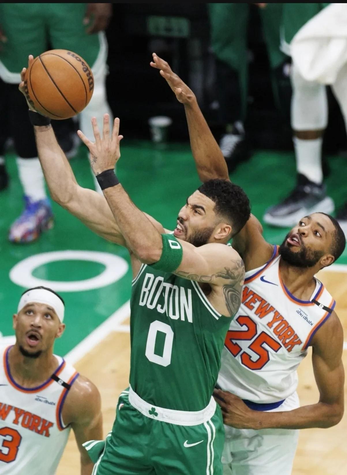 爱游戏体育-塔图姆官方宣布败北新规，皇家马德里引发争议！-爱游戏体育